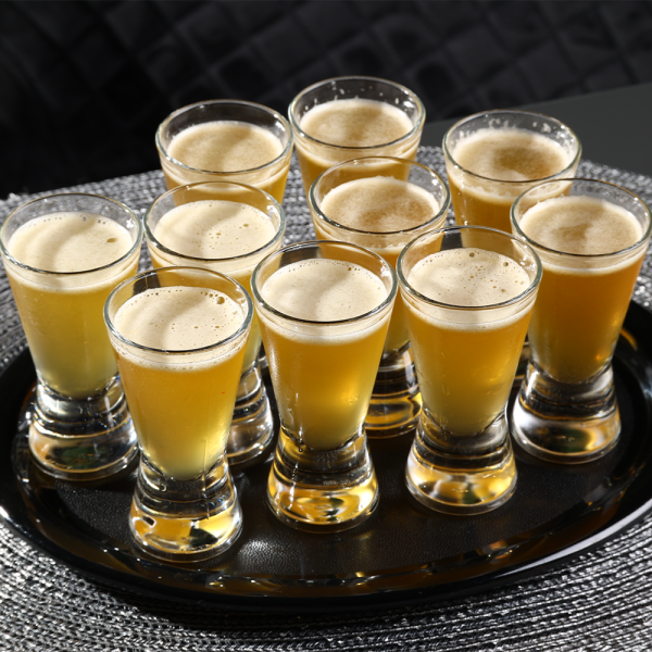 10 SHOTS OF AMARETTO SOUR