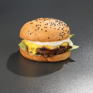 Burger cu cotlet de vită și sos de trufe