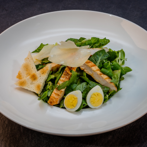 Salată Caesar