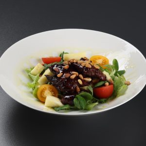 Salată cu ficat de iepure