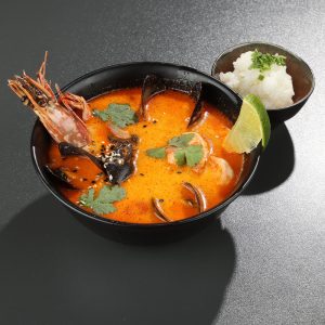Tom Yum cu fructe de mare